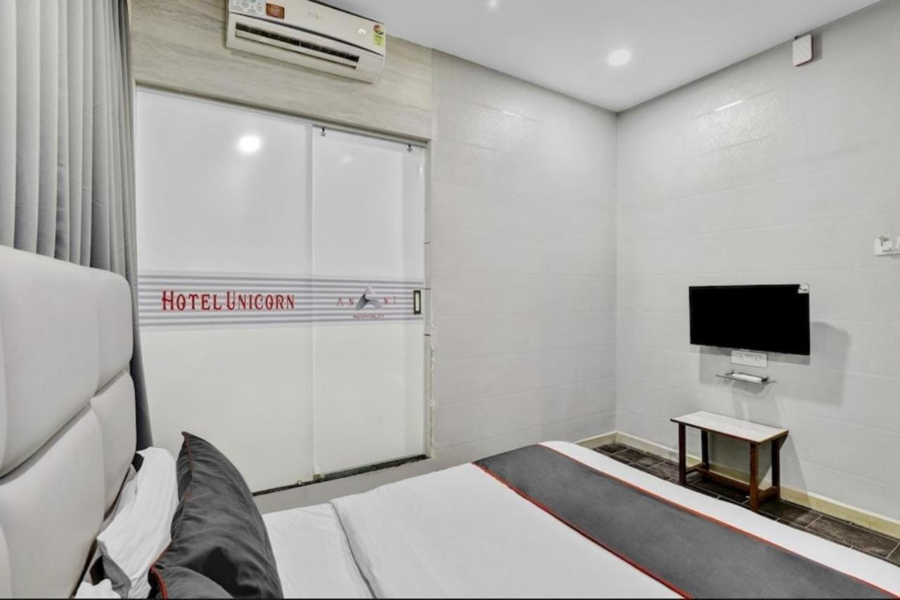 Hotel Unicorn, Surat Exterior photo